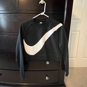 Nike crop sweatshirt.